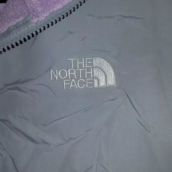 Youth Northface Jacket - Picture 3 of 4
